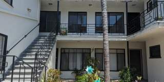 637 Cloverdale Avenue Gallery 6