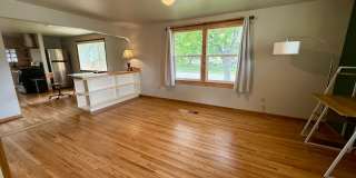 Stunning 3 Bed / 2 Bath Home on 10th Street! Gallery 4