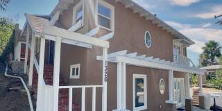 Coveted South Redlands 2 bedroom, 2-bathroom bungalow home. Gallery 1