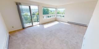 1744 Gallery 22