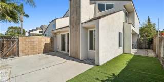 2524 Elden Avenue Gallery 19