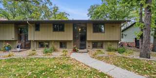 829 Golf View Lane Gallery 1