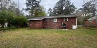 4BR Home Minutes from Downtown & Fort Jackson Gallery 21