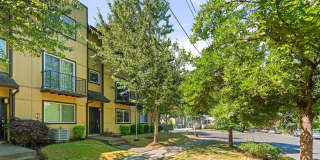 Modern 2 Bedroom Condo Featuring Main Level Bonus Room and Two Ensuite Bedrooms Gallery 3