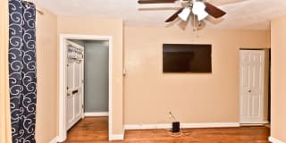 2609 Franklin Street Gallery 11