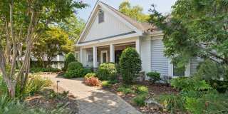 Piccadilly Gallery 17