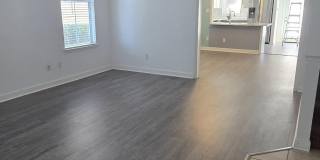 3674 Biltmore Avenue Gallery 36