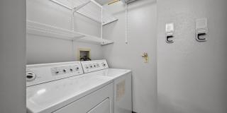 Charming 2BR Condo in Denver - Available NOW! Gallery 25