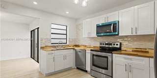 6745 NW 169th St th G HIALEAH, FL 33015 Gallery 5