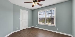 Pet Friendly Three Bedroom! Gallery 32