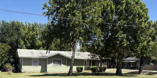 300 North Burleson Street Gallery 1