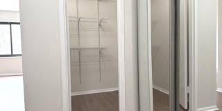 307 YOAKUM Parkway Gallery 22