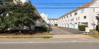 Spacious 2-Bedroom Condo! Spacious 2-Bedroom Condo! Gallery 1
