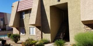 Beautiful 2 bedroom condo for Rent Gallery 1