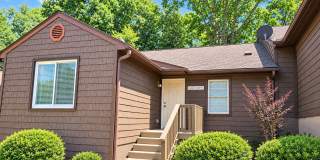 2 Bedroom Condo Minutes from Clemson University Gallery 1