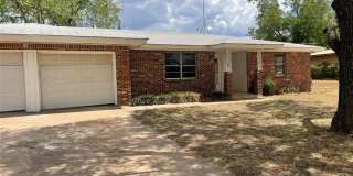 435 Elm Street Gallery 1