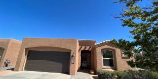 4 BEDROOM HOME AVAILABLE ! Gallery 1