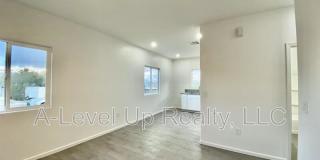 1310 South San Jacinto Drive - 1 Gallery 6