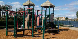 Gated Community Stunner Ready to be Called Home Gallery 7