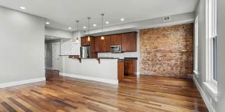 280 E Michigan Avenue Gallery 10