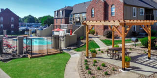 London Towers Gallery 12