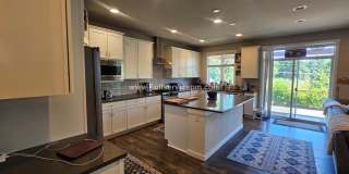 Newer Incredible home with all the amenities! Gallery 9