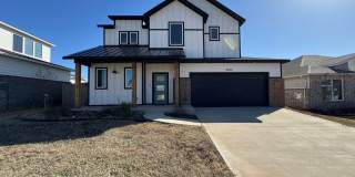 Luxury Modern 3 Bedroom 2.5 Bathroom Home with a Bonus Room in Deer Creek Schools (Neighborhood Pool) Gallery 3
