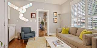 509 FRANKLIN Street NE Gallery 2
