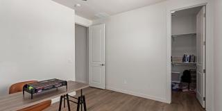 3746 E EARLL Drive Gallery 23