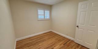 s08096 Gallery 12