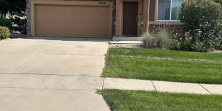 Spacious Home on Manistique For Rent Gallery 1