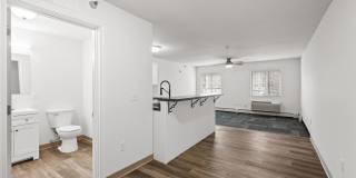 Creekside Commons Apartments Gallery 1