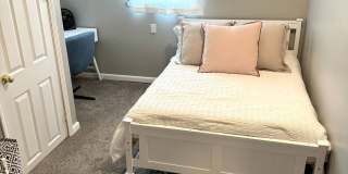 2708 S Rogers - FULLY FURNISHED!! Gallery 12