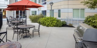 Peninsula Apartments Gallery 13