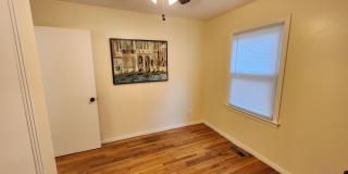 Beautiful remodeled 3BR, 1.5 Bth with garage and fenced backyard with newer stainless appliances Gallery 24