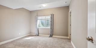 6 Bedroom Single Family in Lafayette Gallery 18