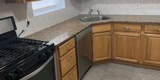 169 Tibbetts Road unit: 1St Fl 169 Tibbetts Road unit: 1St Fl Gallery 4