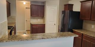 2432 French St Gallery 10