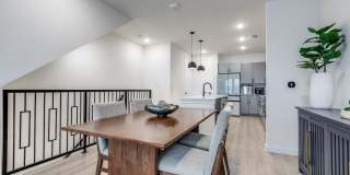LUXURY 3-BEDROOM TOWNHOUSE AT GRAYSON HOUSE Gallery 13
