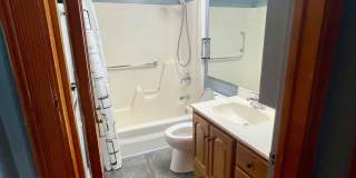 Very Unique 5 Bedroom Home on Large Lot Gallery 12