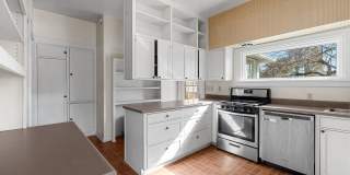 2004 Hillcrest Road Gallery 12