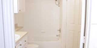 8925 LEGACY COURT Gallery 14