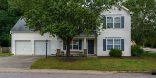 Corner lot 3 bed 2.5 bath with large fenced yard in Grove Park! Gallery 1