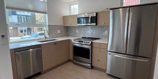 Beautiful Blackwood Home Ballard! Gallery 5