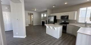 9712 Floweret Avenue Gallery 13