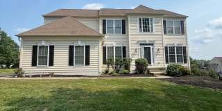 2825 MOUNTAIN LAUREL Drive Gallery 1