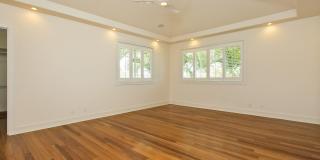 Kahala - 4 Bedroom, 3.5 Bathroom, 2 vehicle garage Gallery 17