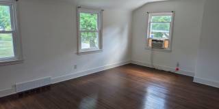 Single Family , (3) bedroom Home in the heart of College Town, (1) bath and (1) Powder Room! Gallery 26