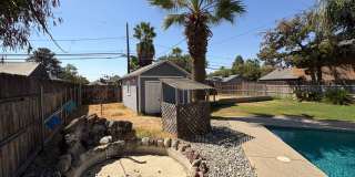 Beautiful 2 Story home Available coming soon!, pet friendly! Gallery 48