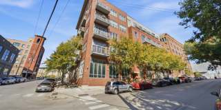 824 W SUPERIOR Street Gallery 1